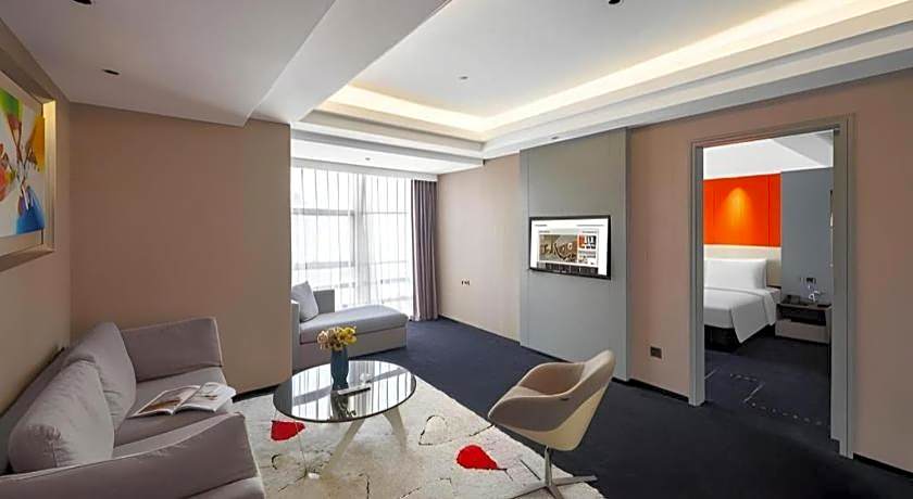 Aishang Hotel (Lecong Furniture Mall, Foshan)