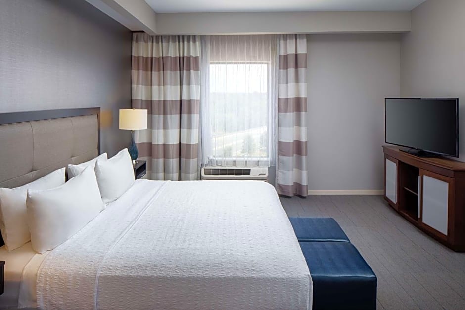 Hampton Inn By Hilton & Suites Charlotte/Ballantyne, Nc