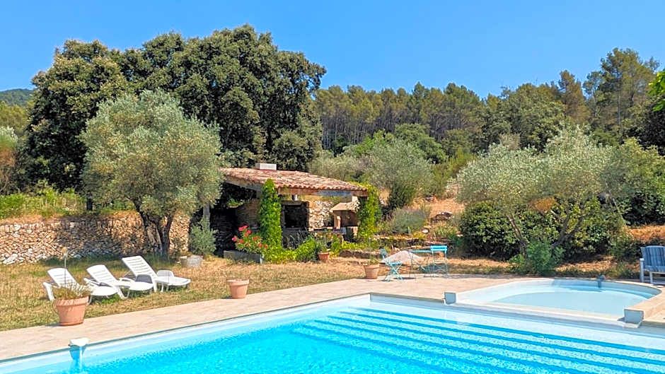 Gîtes Mas des rochers - Romance tropicale avec Spa