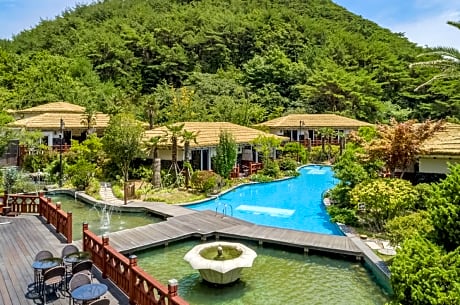 Tongyeong Hansan Marina Resort                                                                  