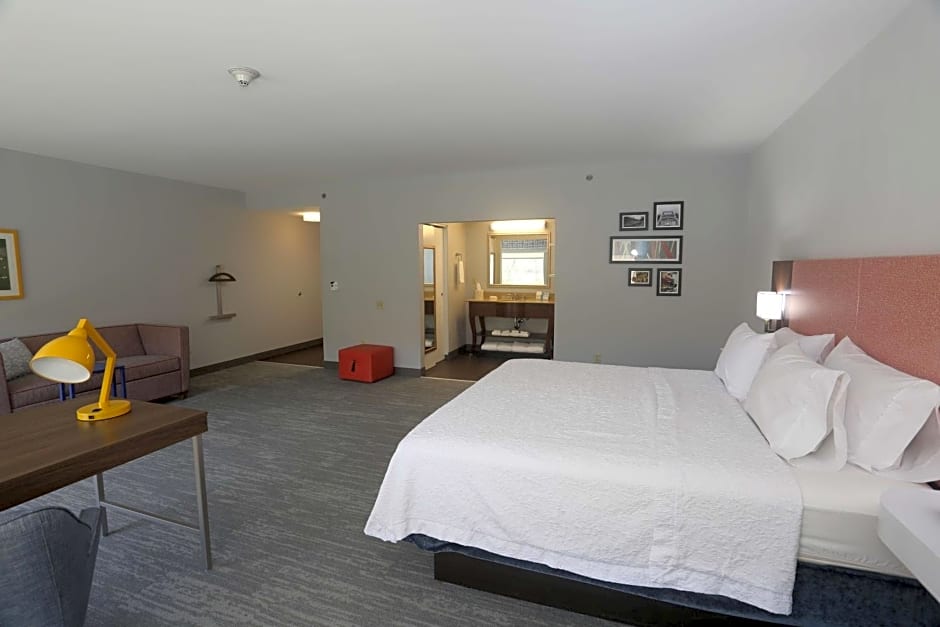 Hampton Inn By Hilton Owego NY