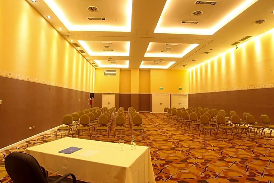 Howard Johnson Hotel And Casino Villa Maria