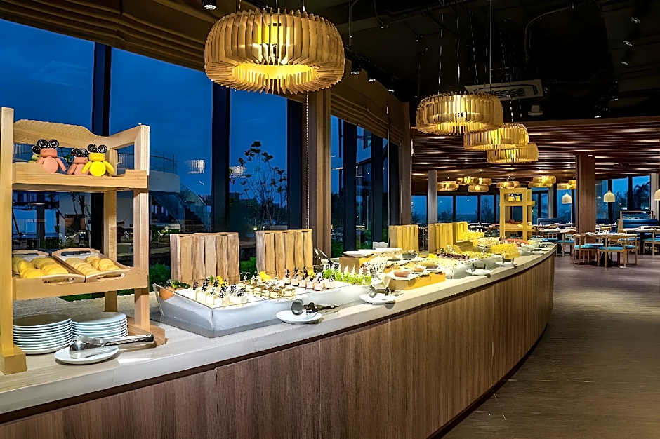 Oceanami Villas & Beach Club - by Thang Long Group