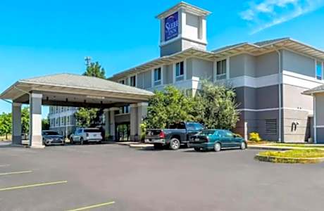 Sleep Inn & Suites Dunmore