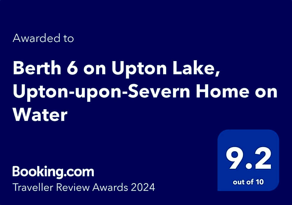 Berth 6 on Upton Lake, Upton-upon-Severn Home on Water