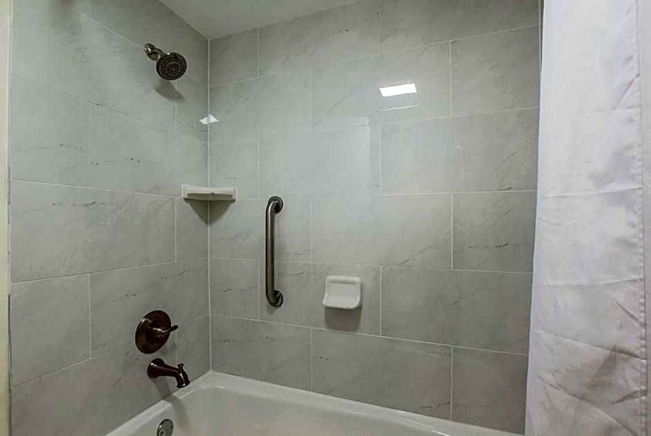 Quality Inn Grayville