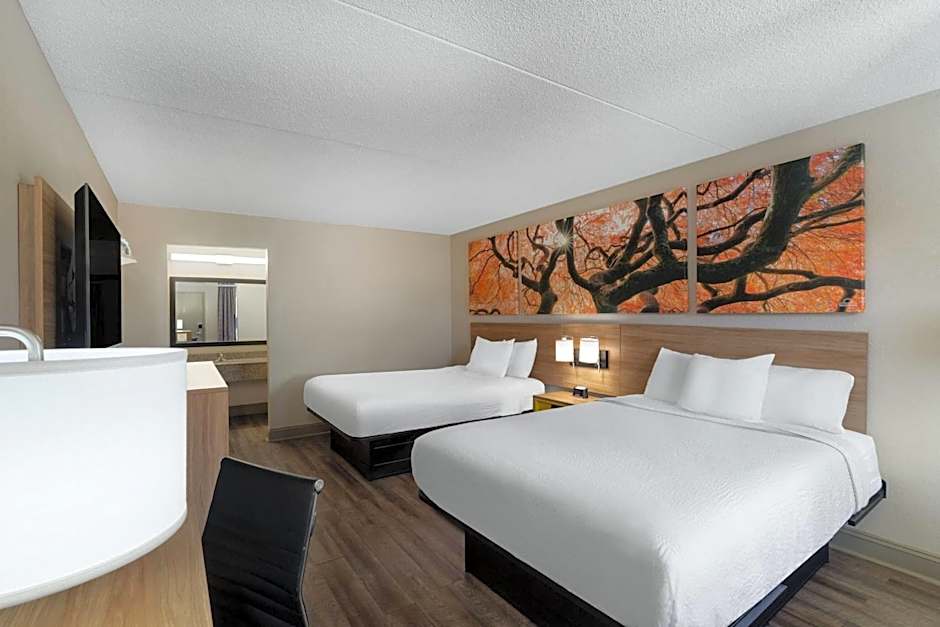 Days Inn by Wyndham Greeneville