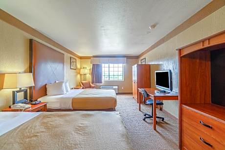 2 Queen Beds Accessible Non-Smoking