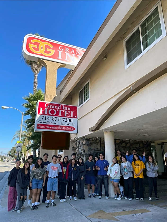 Grand Inn