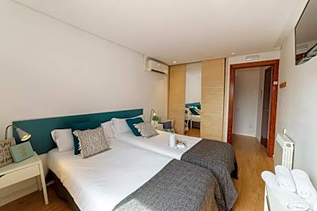 Twin Room with Balcony