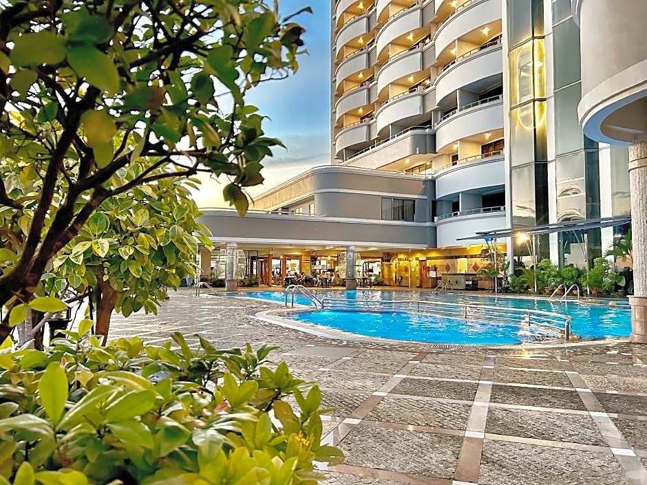 Planet Holiday Hotel & Residence