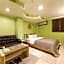 Mate Hotel