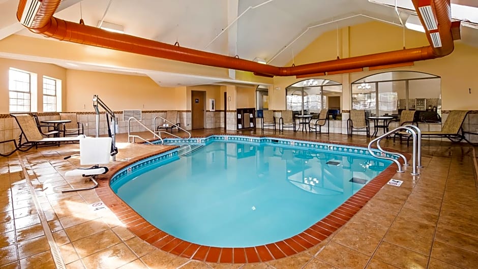Best Western PLUS Tulsa Inn & Suites