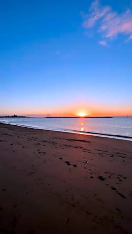 The Boathouse - Hottub - Sleeps 6