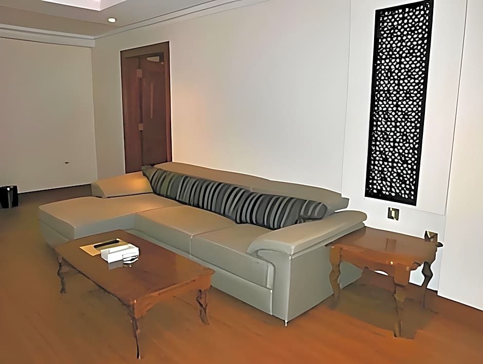 Bahrain Carlton Hotel