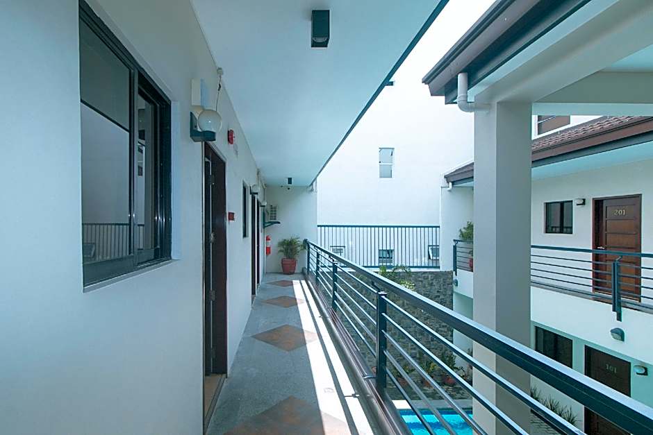 Elyseah Condotel by RedDoorz