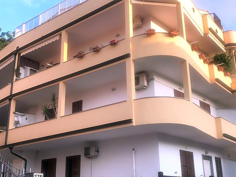 TEA Isola Dino - HOTEL & HOME - Praia a Mare