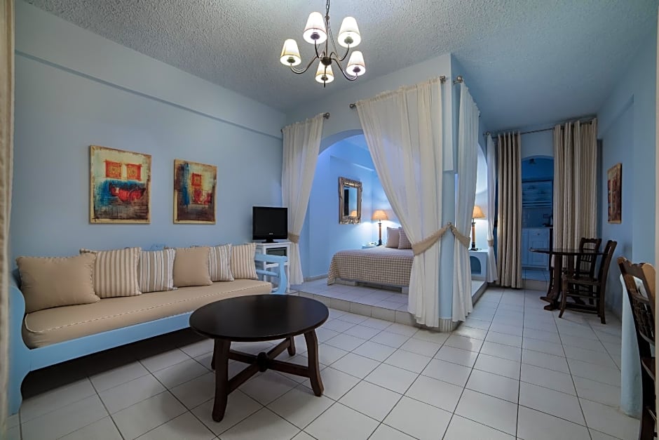 Photo 1 of 1 of Superior, Sea View