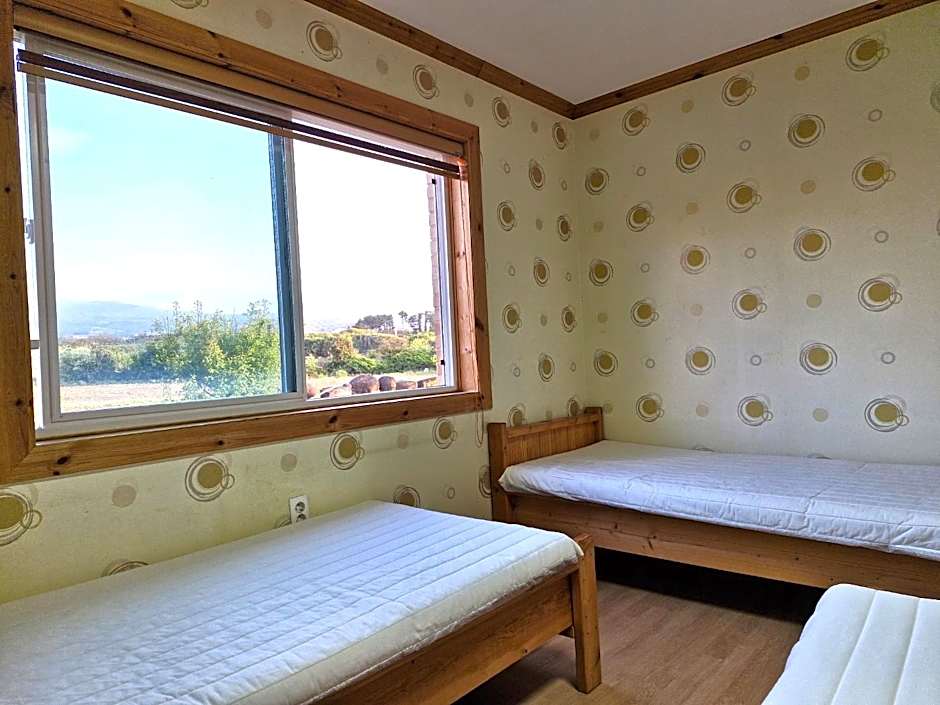 Suji Guesthouse