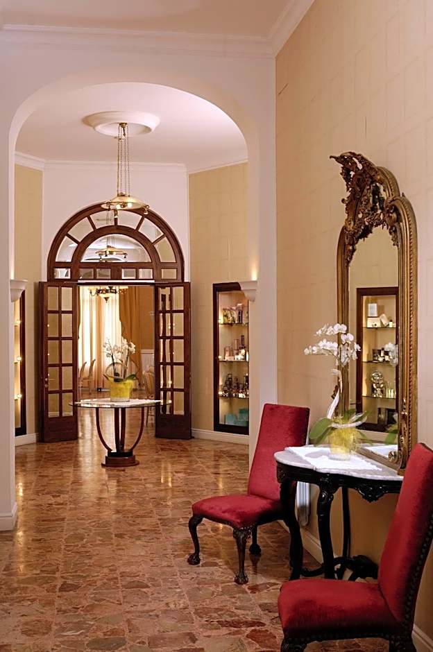 Grand Hotel Royal