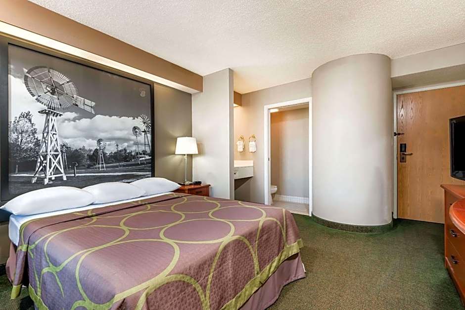 Super 8 by Wyndham Jasper