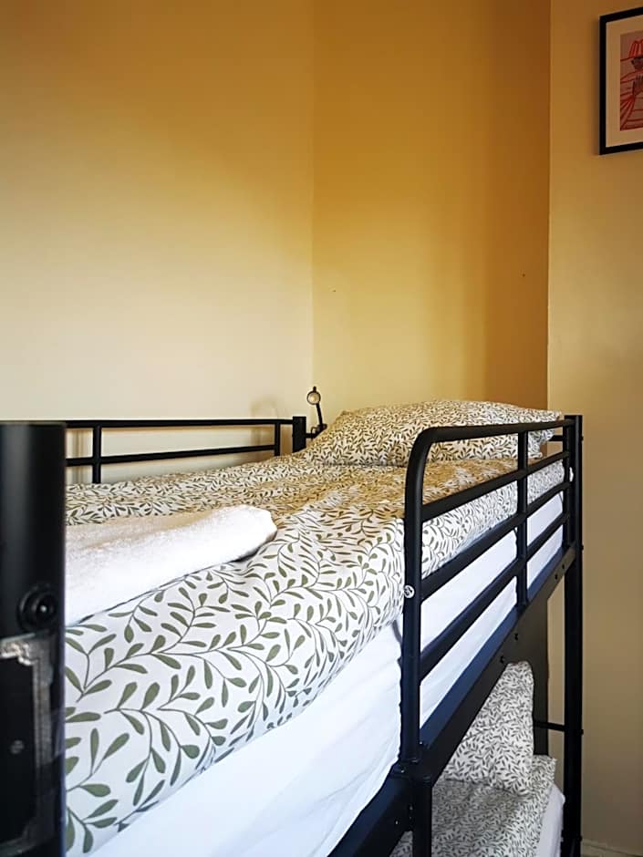 Botanic Avenue Hostel less than a mile from the City Centre