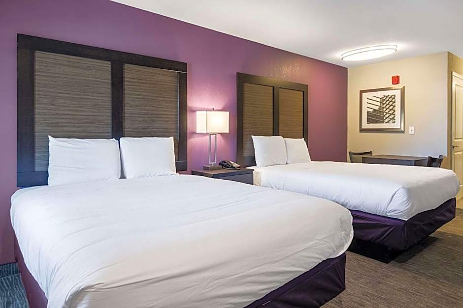 Econo Lodge Inn & Suites North Little Rock