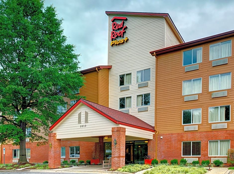 Red Roof Inn PLUS Raleigh Downtown NCSU Conv Center