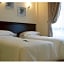 De Galleria Hotel
