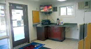 Rapids Inn And Suites