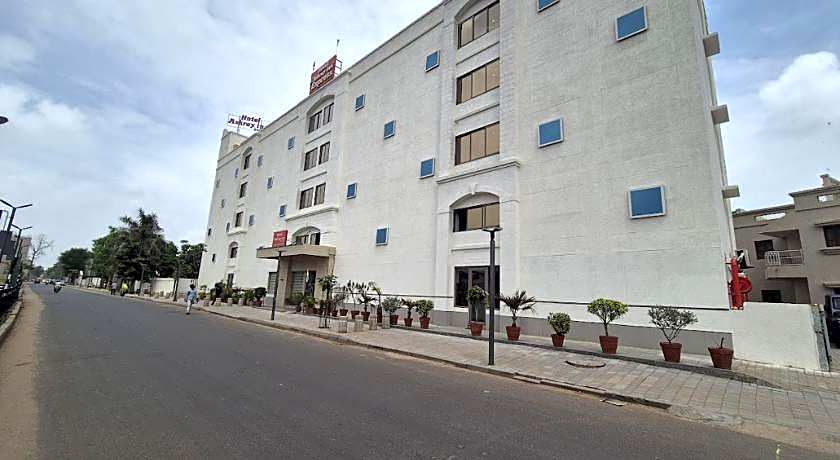 Hotel Ashray Inn Express