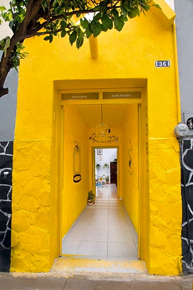 Casa Canario Hostel