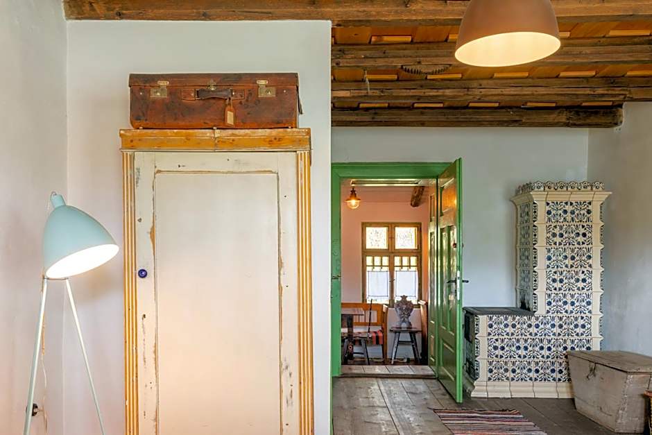 Viscri 32 - White Barn and Blue House