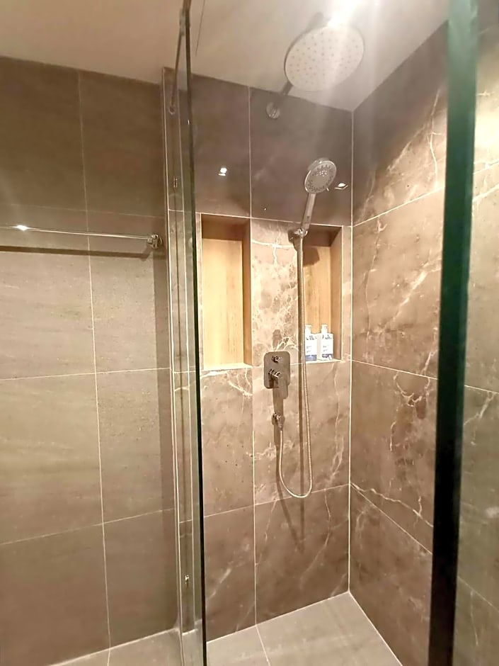 The 9 Residence Hotel