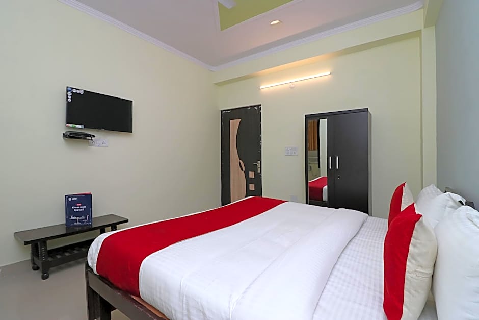 Oyo 10045 Hotel Pearl Residency – Delhi, IN