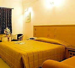 Plaza Inn Business Hotel