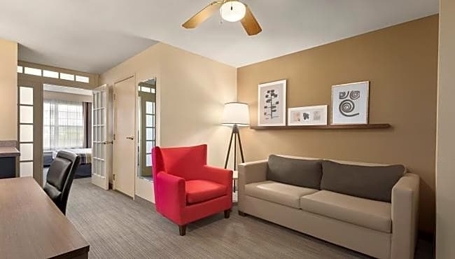 Country Inn & Suites by Radisson, Milwaukee Airport, WI