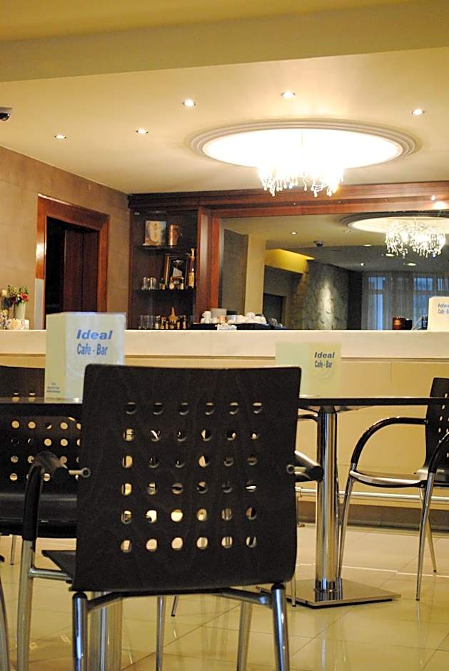Hotel Ideal