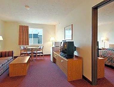Super 8 by Wyndham Crete