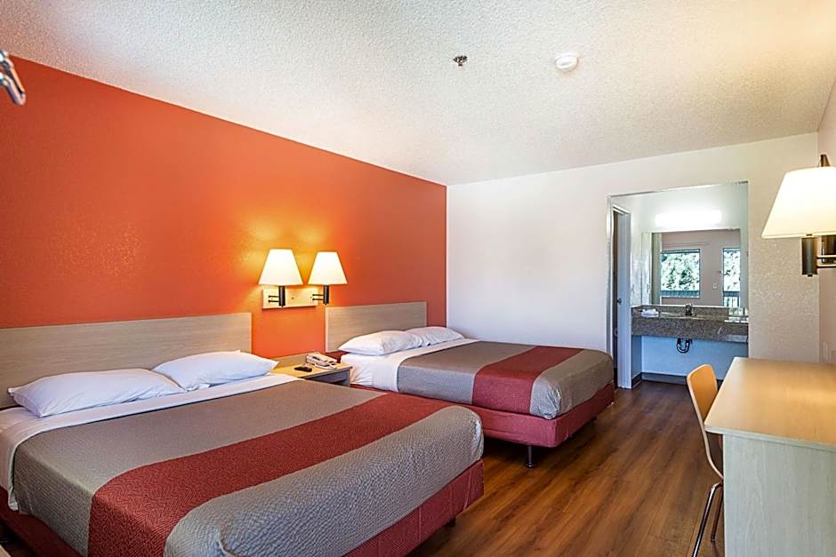 Motel 6-Sparks, NV - Airport - Sparks