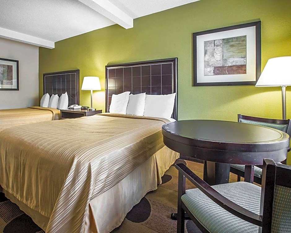 Quality Inn Greenwood Hwy 25