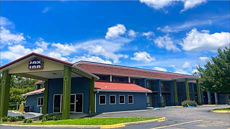 JAX INN