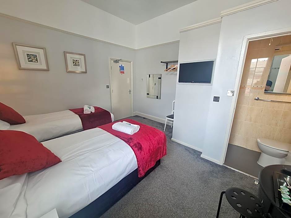 Clifton Villa - Southport