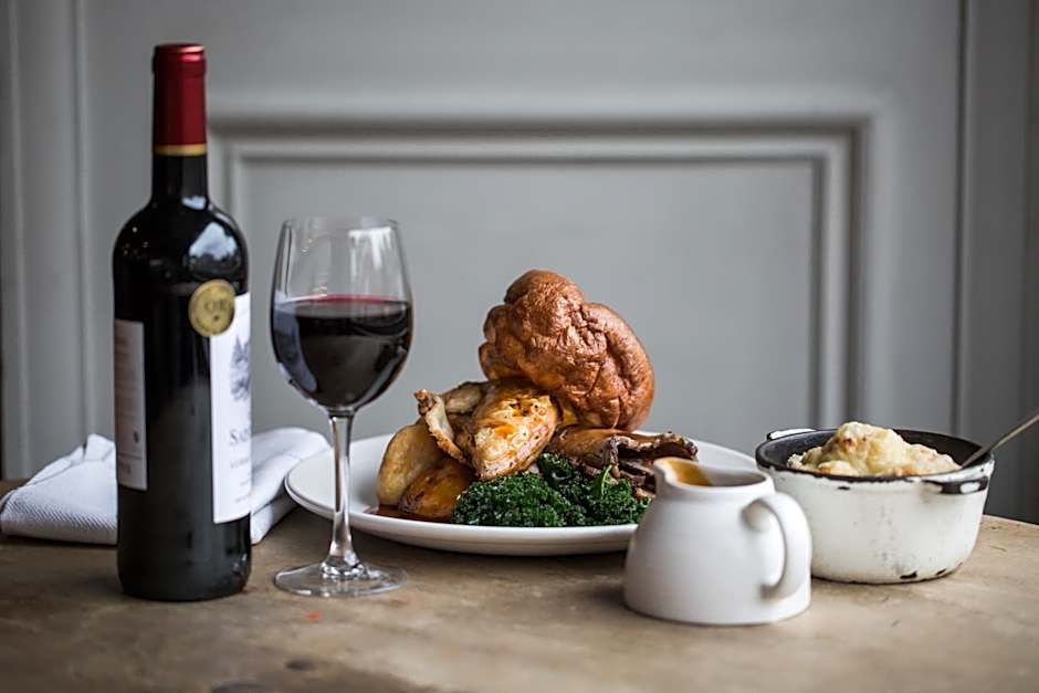 Coach & Horses Hotel