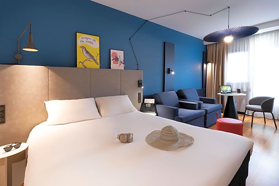 ibis Macon Sud Crêches