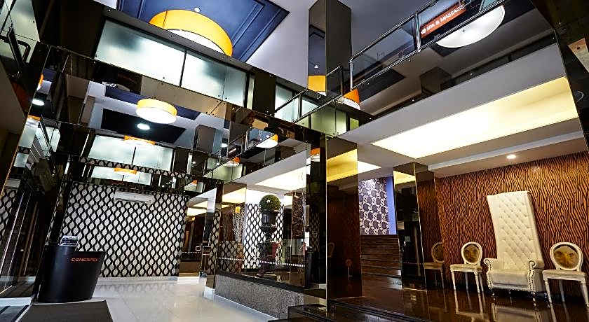 Baiyoke Boutique Hotel