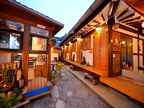 Golmokgil Guesthouse