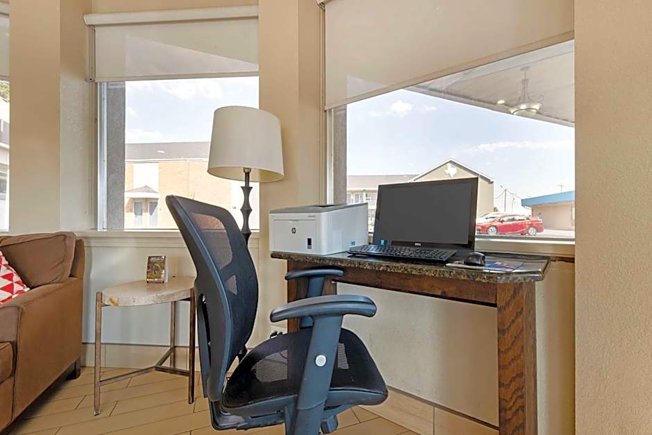 Best Western Red Carpet Inn