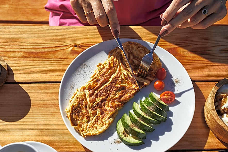 Athiri Santorini Hotel