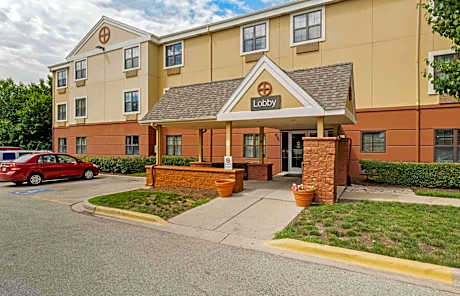 Extended Stay America Suites - Chicago - Gurnee